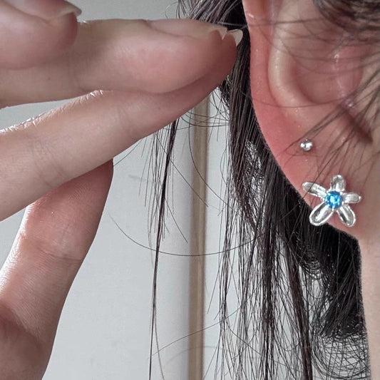Sea blue zirconium flower earrings