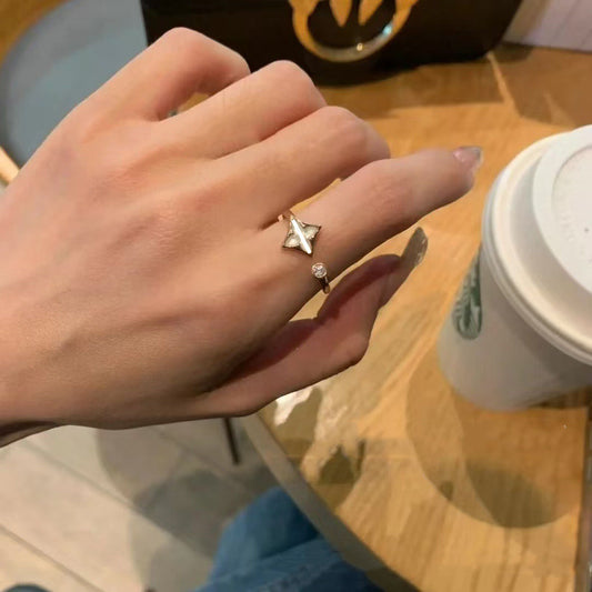 Double T New Gold Square Round Shell Ring