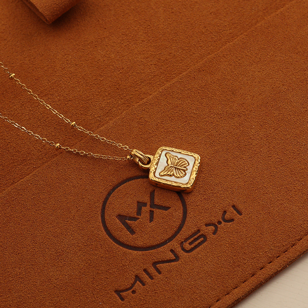 French high-end butterfly shell square pendant necklace